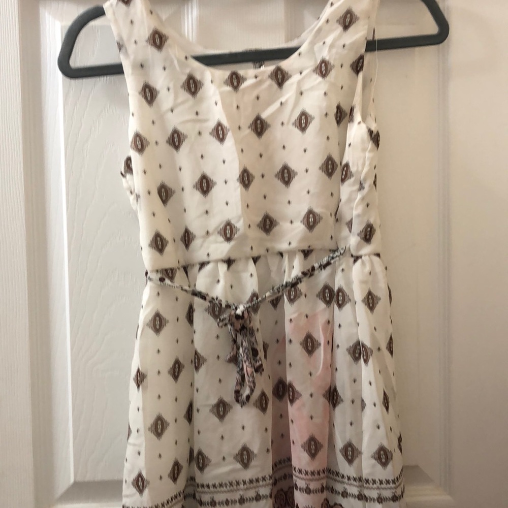 Girls pattern dress